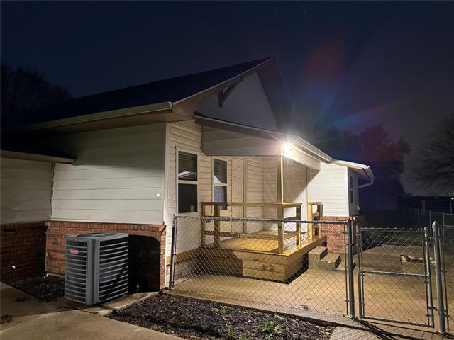 Building Photo - 10109 Clark Airfield Rd