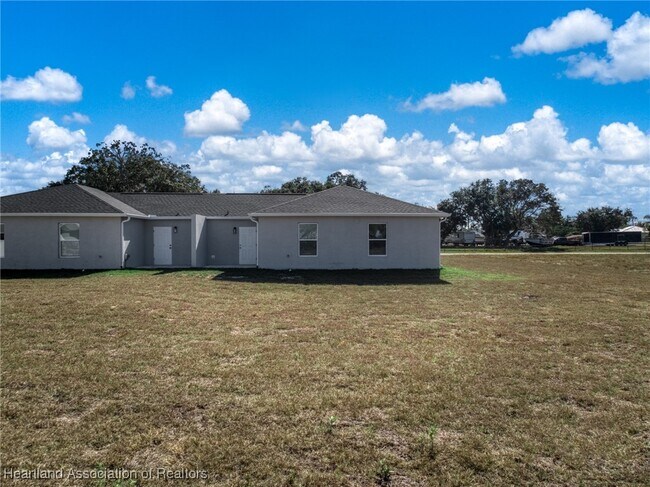 Building Photo - 6303 Red Cedar Rd