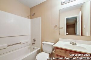 Building Photo - 415 Mallow Grove