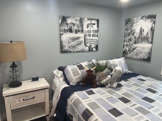 Building Photo - 21 Woodmere Ct