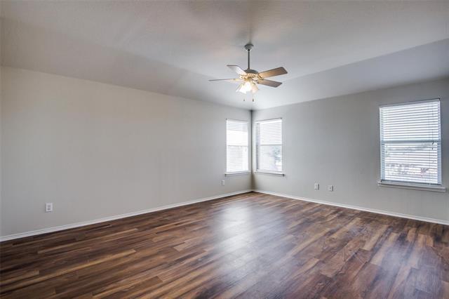 Building Photo - 9907 Queen Anne Cir