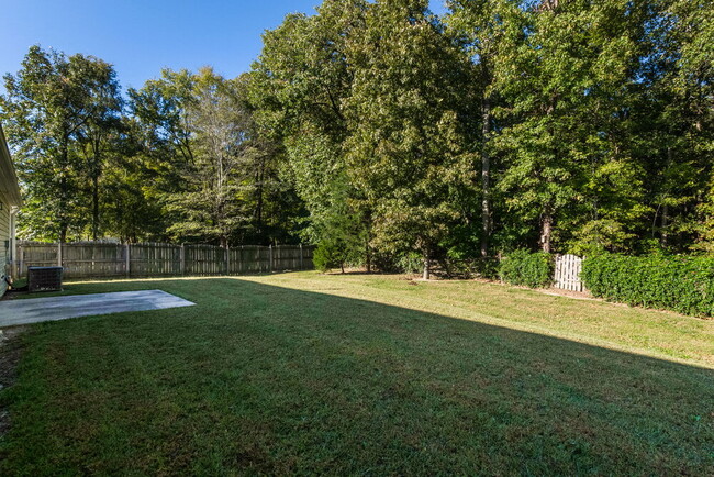 Building Photo - 4102 Hunters Trail Dr