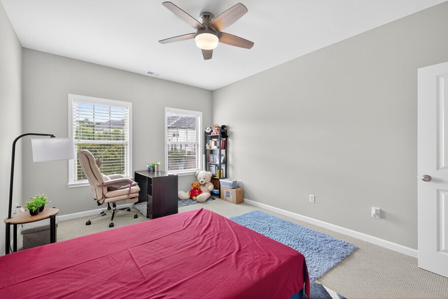 Building Photo - 10171 Windalier Wy