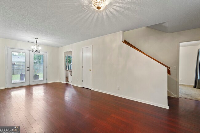 Building Photo - 156 Laurel Green Ct