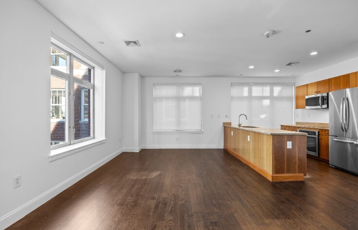 Building Photo - 425 Boylston St