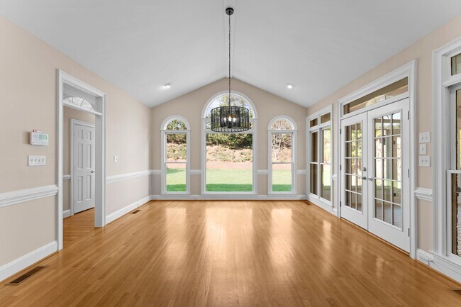 Building Photo - 2134 Glade Hill Rd