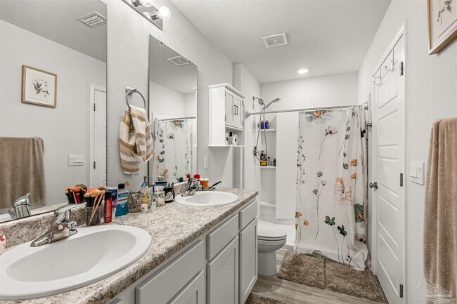 Building Photo - 5843 Belmont Stakes Rd