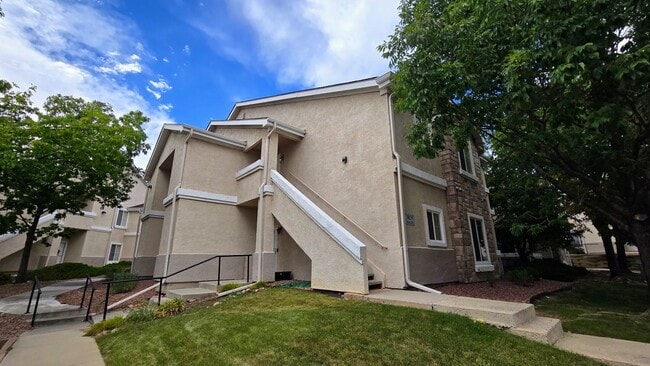Primary Photo - 3835 Strawberry Field Grove