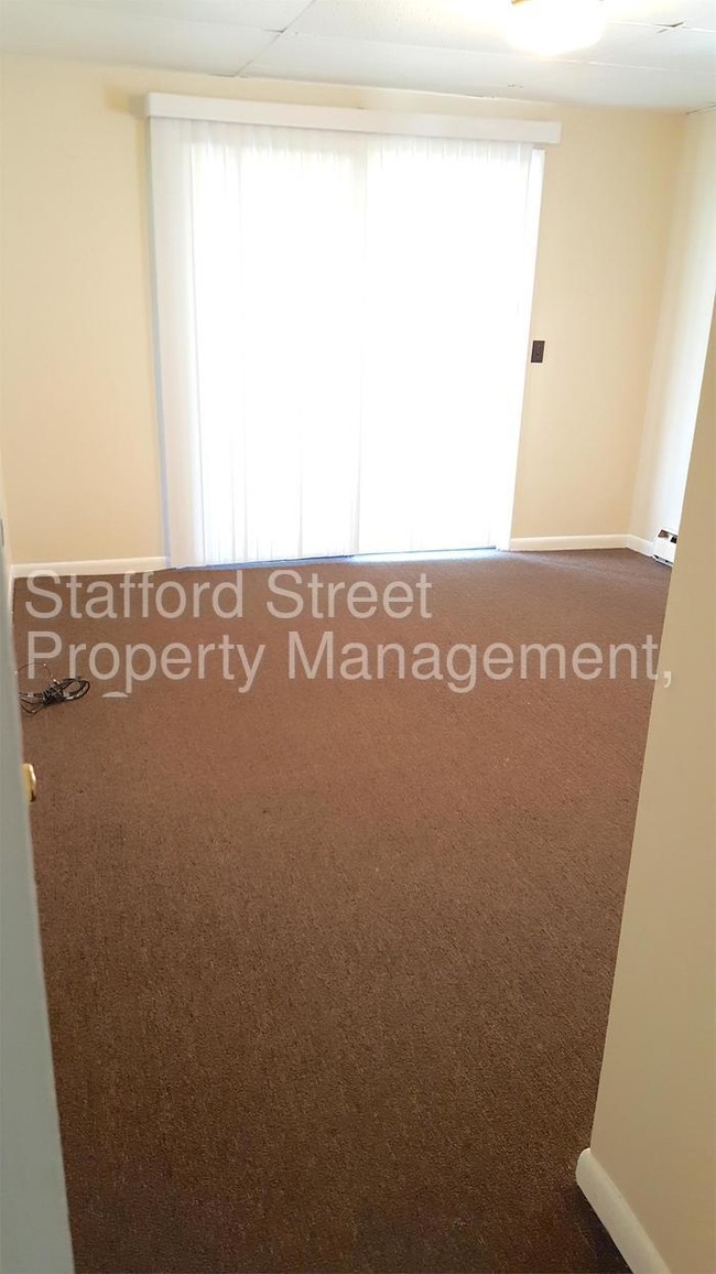 Building Photo - One Bedroom Apartment For Rent- Lyons NY