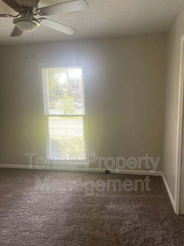 Building Photo - 3249 Jottings Dr