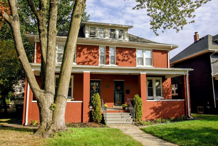 Primary Photo - 22214 Park St