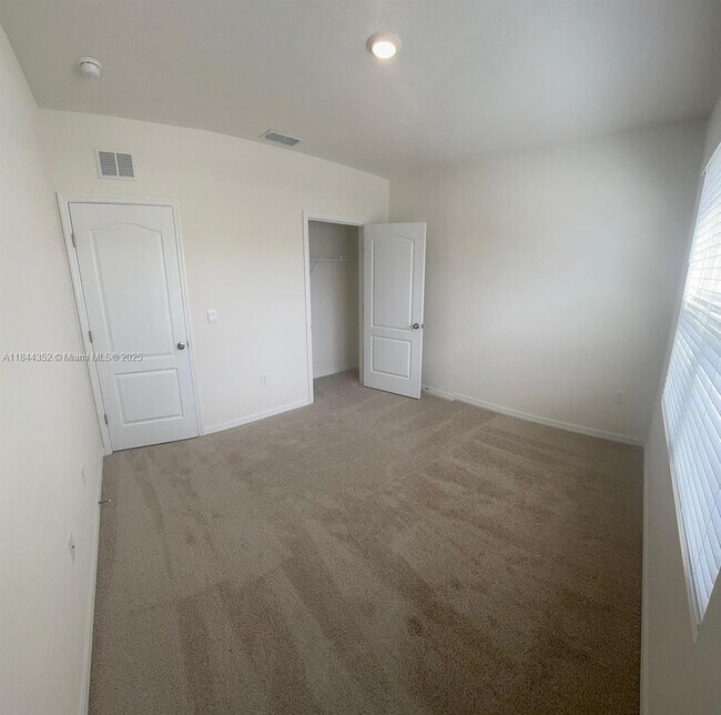 Building Photo - 3432 Lounging Wren Ln