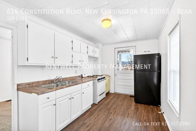 Building Photo - 614 Constitution Blvd