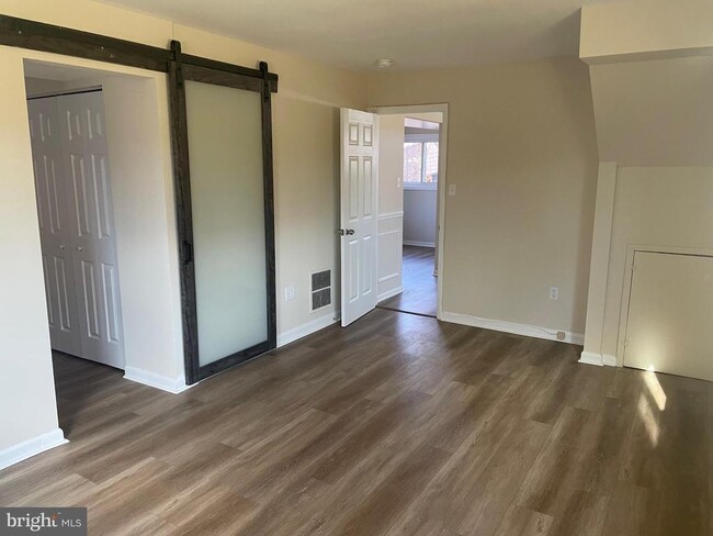 Building Photo - 1405 42nd St SE