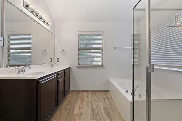 Building Photo - 2404 Slalom Dr