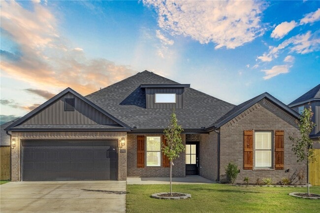 Building Photo - 6902 SW Basswood Ave