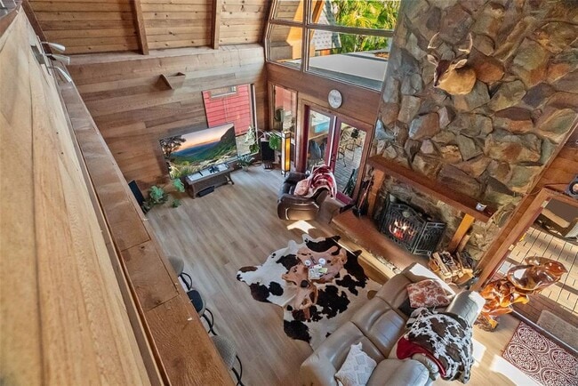 Building Photo - 19220 Lake Allen Rd