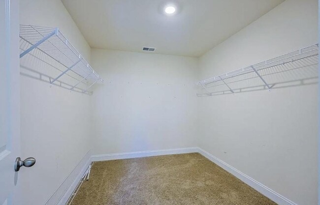 Building Photo - 9016 Fort Hill Wy