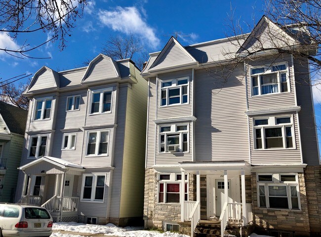 Primary Photo - 247 Amherst St
