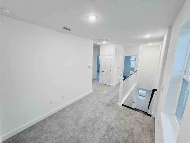 Building Photo - 12585 Clear Sapphire Dr