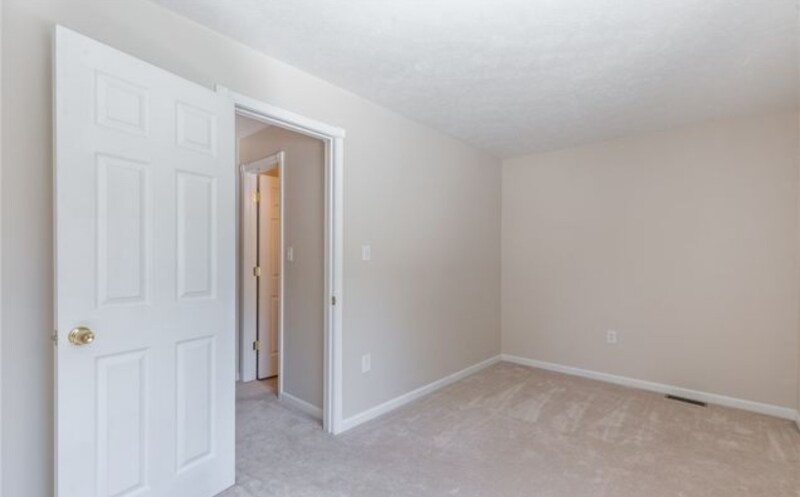 Building Photo - 38465 North Ln