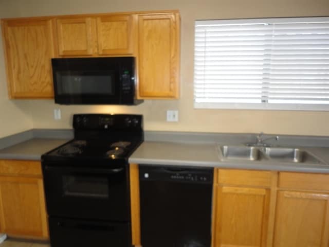 Building Photo - 3279 S Bowman Rd