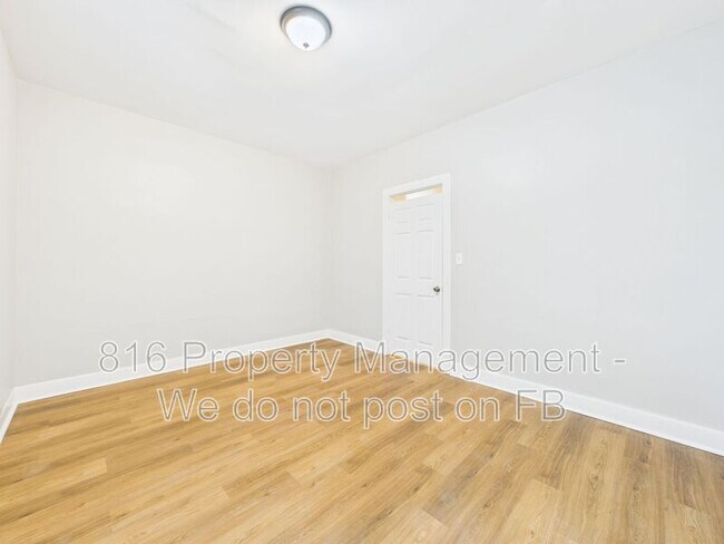 Building Photo - 2712 Park Ave