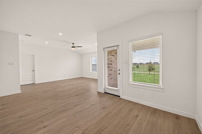 Building Photo - 3827 Pierce Pl Ln