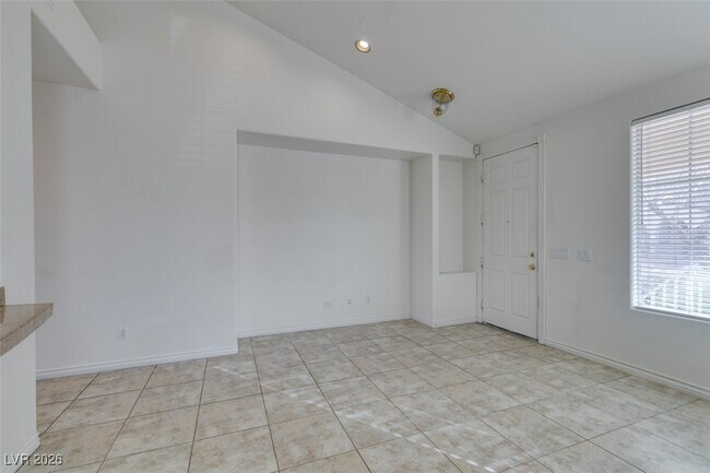 Building Photo - 2832 Glistening Grove Ave