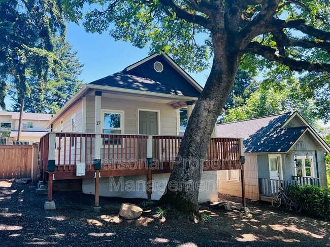 Primary Photo - 2311 SW 6th Ave