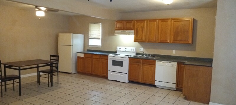 Building Photo - 6737 Brothers Ln