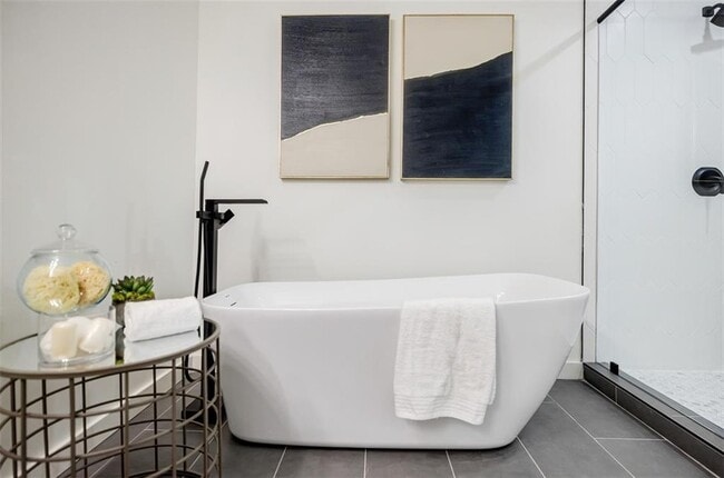 Building Photo - 3154 N Druid Hills Rd