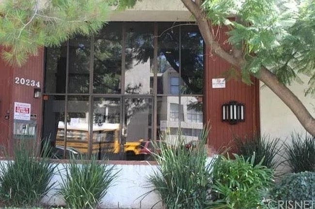 Building Photo - 20234 Cantara St