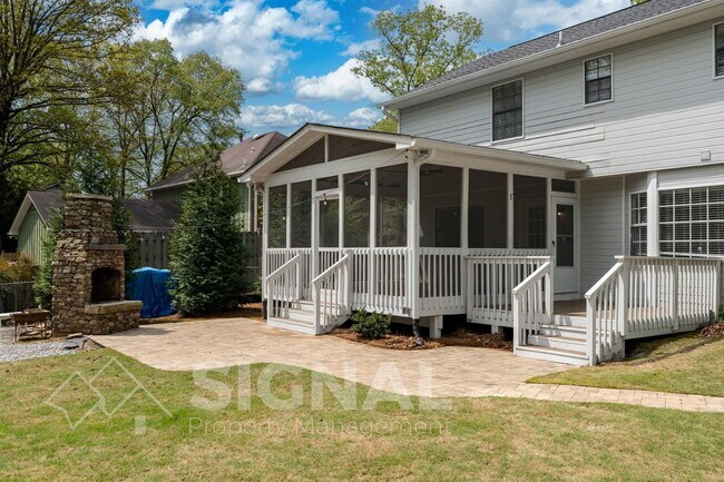 Building Photo - 6232 Sioux Ln
