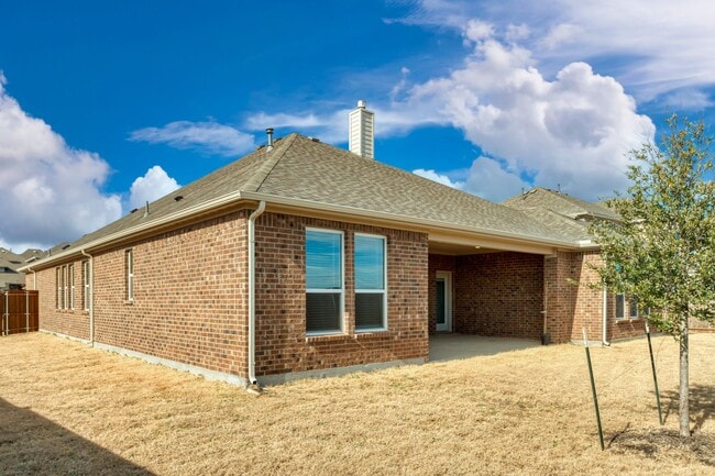 Building Photo - Beautiful 4 Bedroom, 3 Car Garage, Single Story Home in Celina!