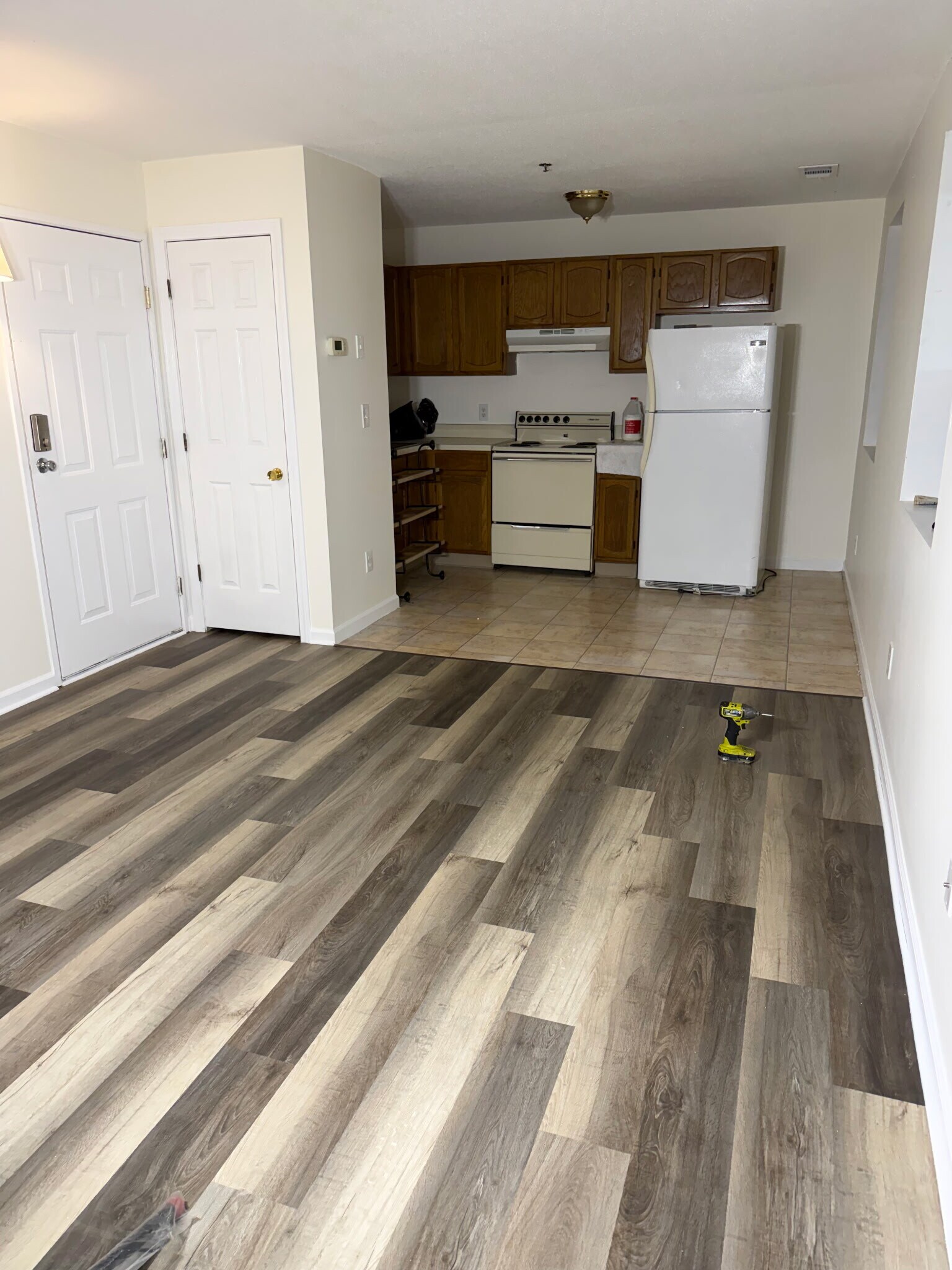 Building Photo - 46 S Cherry St