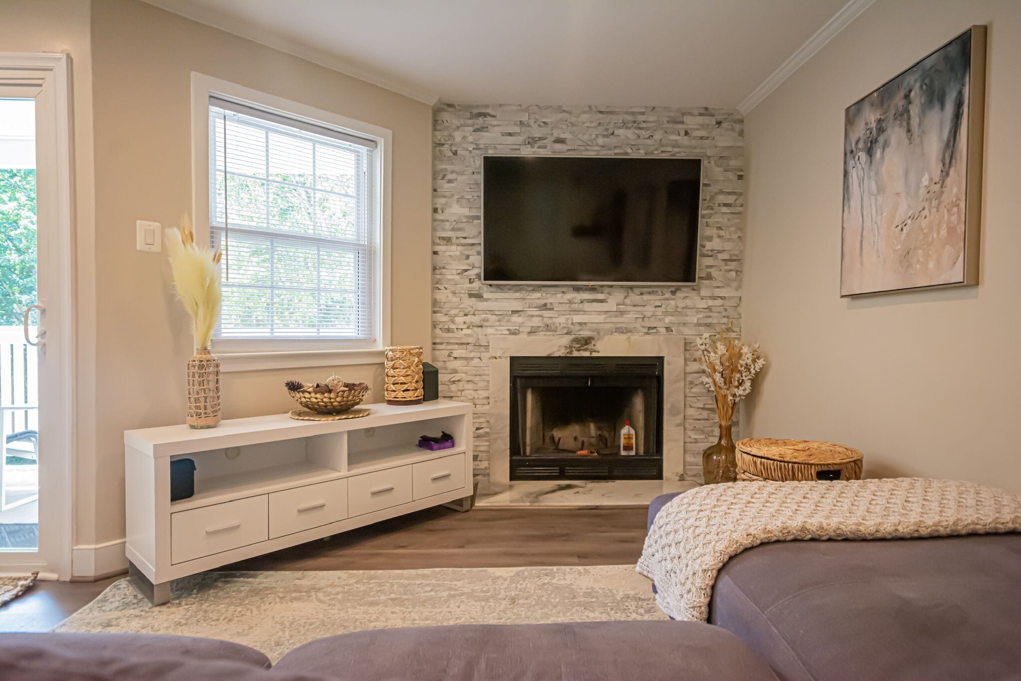 Building Photo - 1504 Lincoln Way