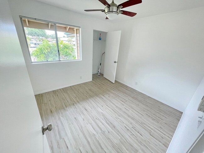 Building Photo - SOUTHPOINTE - Unfurnished - Top Floor 2Bed...