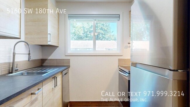 Building Photo - 5160 SW 180th Ave