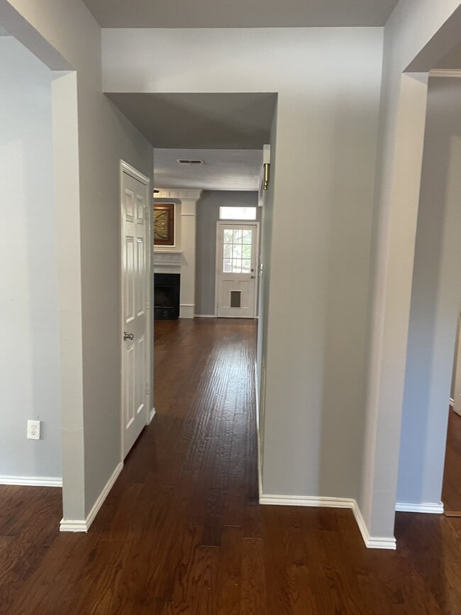 Building Photo - 25118 Flaming Arrow