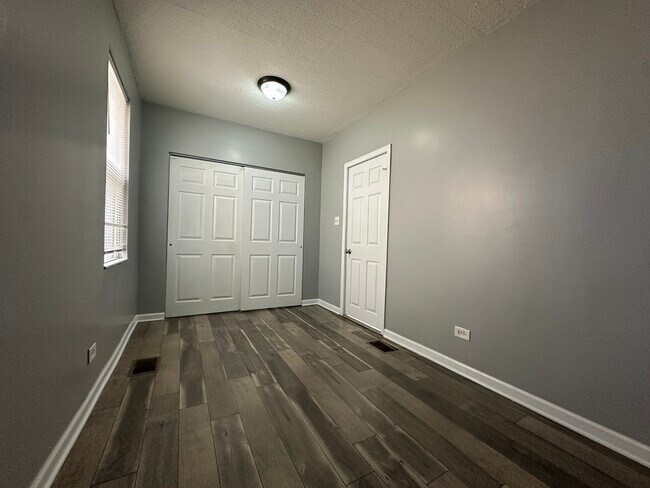 Building Photo - 2301 N Lockwood Ave