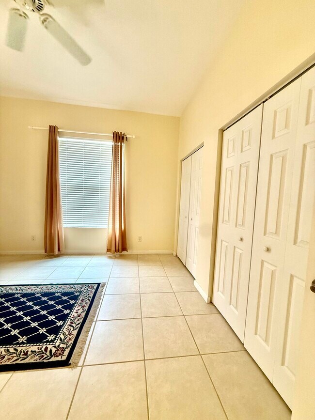 Building Photo - 408 North Key Lime Square SW