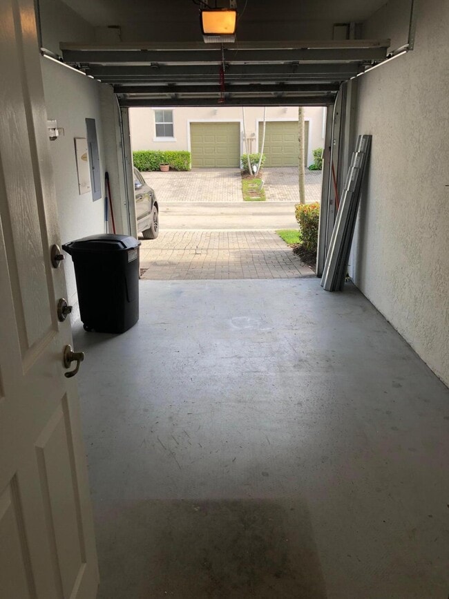 Building Photo - 4190 St Lukes Ln