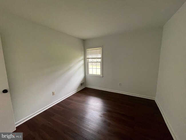 Building Photo - 14402 Cool Oak Ln