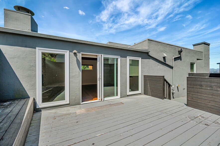 Building Photo - 72 Robinson Dr