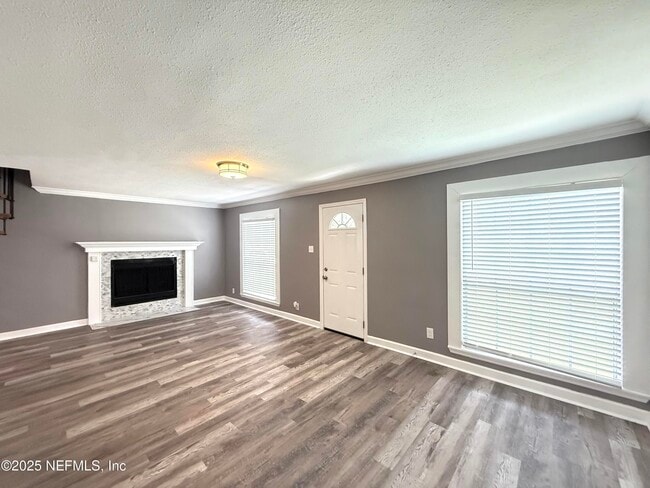 Building Photo - 5336 Cruz Rd