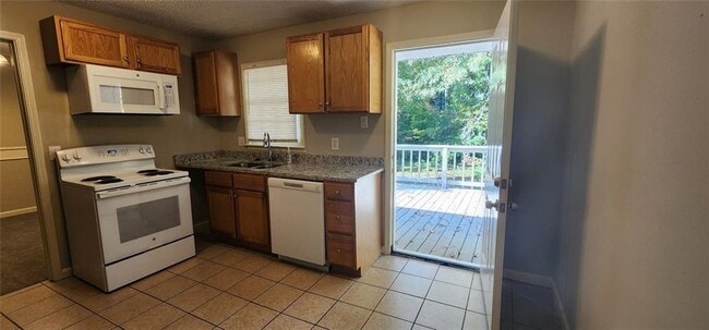 Building Photo - 4678 N Springs Ln