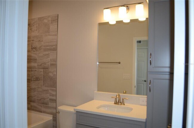 Building Photo - 35335 Big Hawk Dr