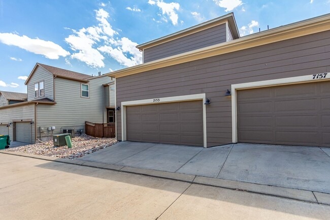 Building Photo - 7153 Othello St