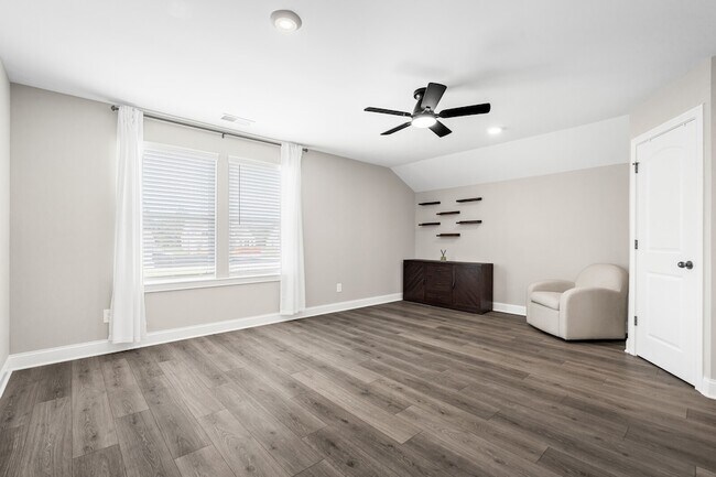 Building Photo - 7219 Adenborough Dr